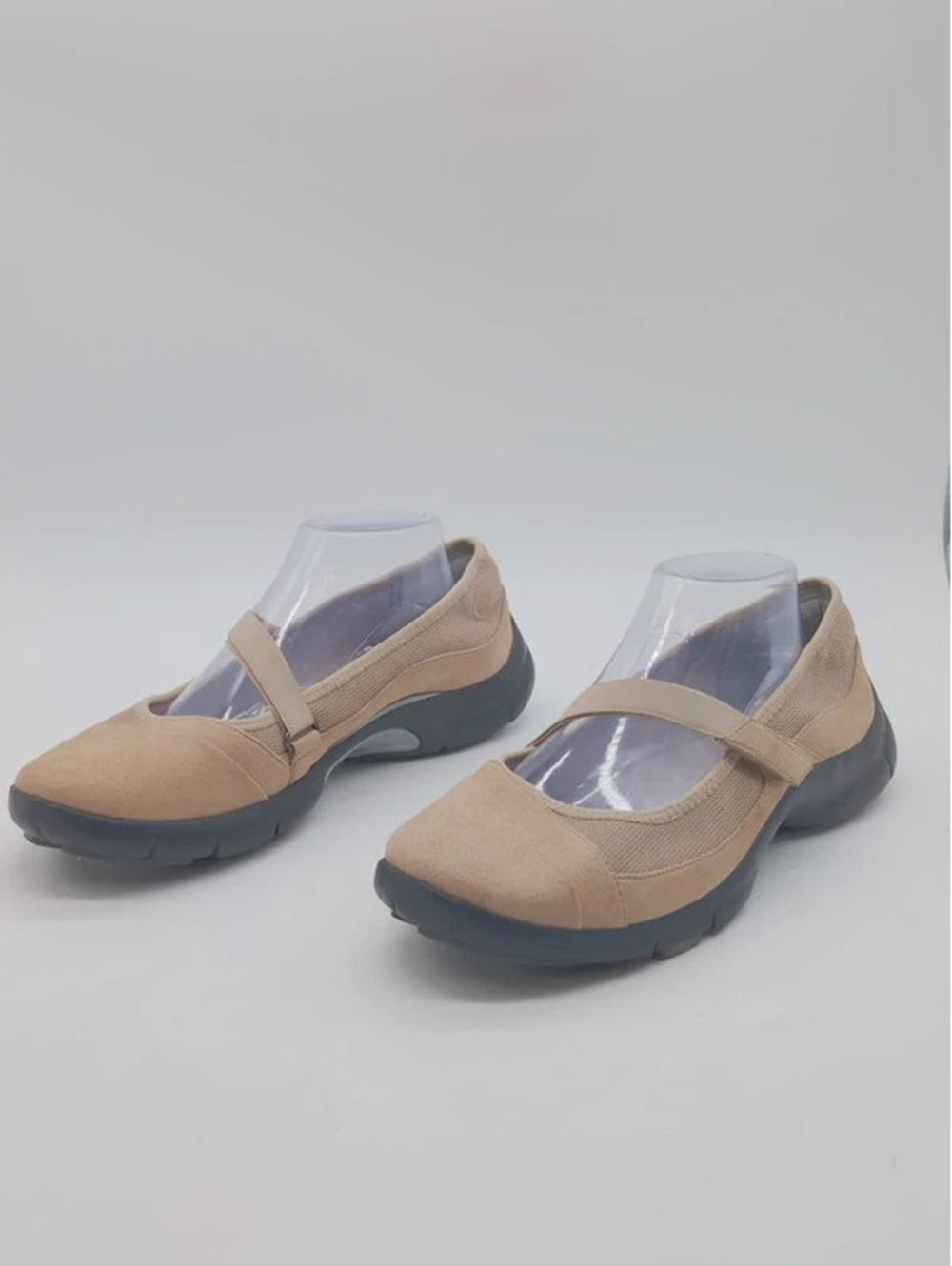 Privo by Clarks Montero Sing Tan Mary Jane 10M NWOT